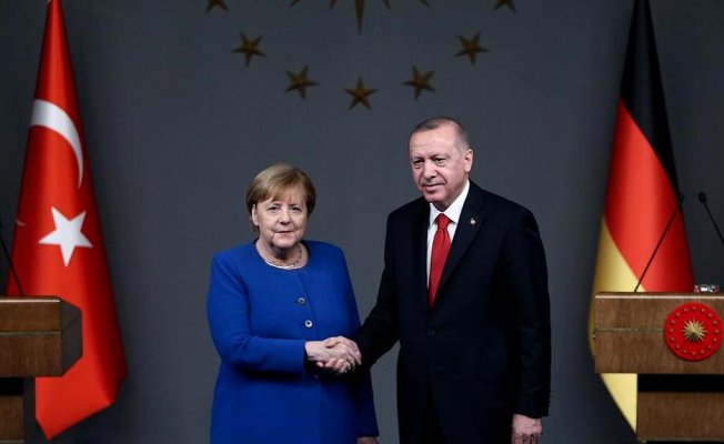 Cumhurbaşkanı Erdoğan Tarabya'da Merkel'i ağırlayacak