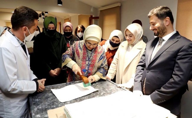 Emine Erdoğan'ın katılımıyla, atıklardan üretilen Sanat Sergisi açıldı