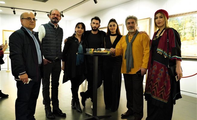 “Geçmişin İzinde” Sergisi İstanbullu sanatseverlerle buluştu.