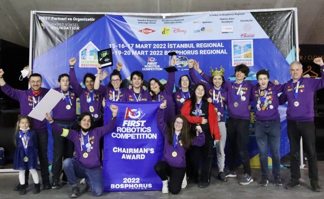 Sarıyer Açı Lisesi Robotik Takımı'ndan gururlandıran şampiyonluk