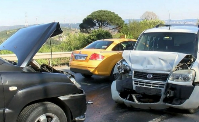 Sarıyer’de trafik kazası: 3 kişi yaralı