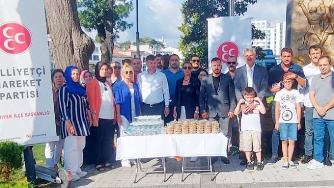 MHP Sarıyer’den vatandaşlara aşure ikramı